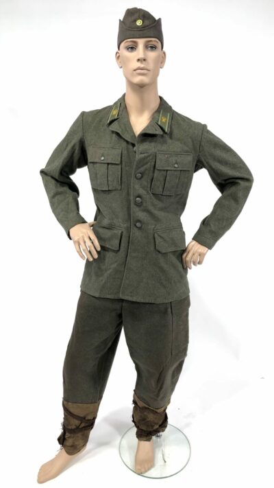 Militärdräkt